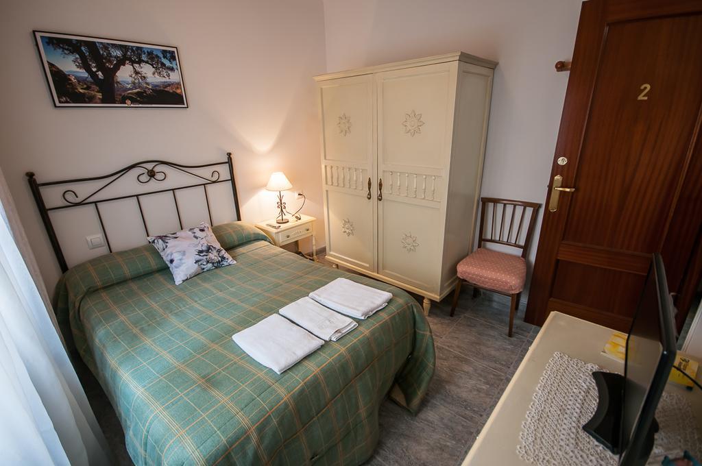 Apartamento Rincon Del Salvador 2 Пласенсия Екстериор снимка