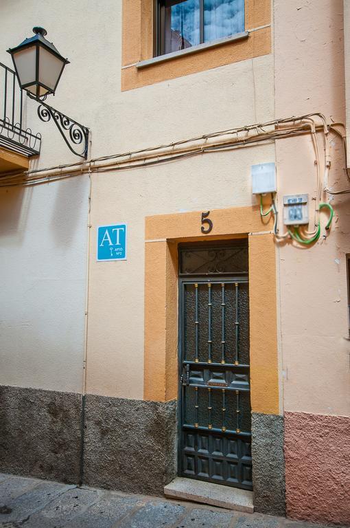 Apartamento Rincon Del Salvador 2 Пласенсия Екстериор снимка